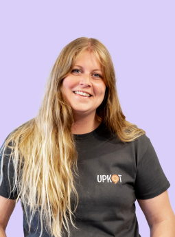 Eline, Upkot coach in Ghent - Ganda Upkot, Ter Plaeten Upkot and Whey Upkot.