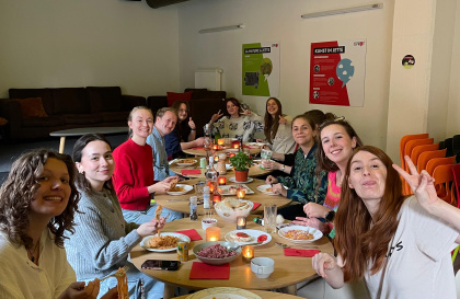 Spaghetti night als activiteit bij Upkot.
