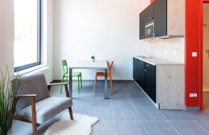Jet Upkot student room