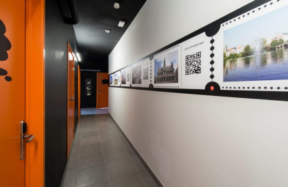Bru Upkot hallway