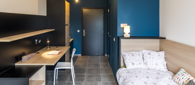 Upcomfort student room with shower and toilet at Kaai Upkot Ghent.