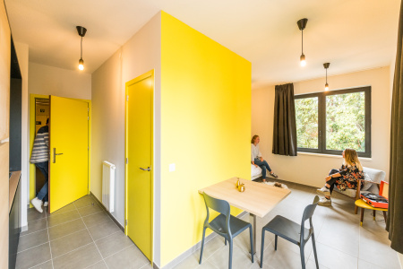 Ganda Upkot Upstudio