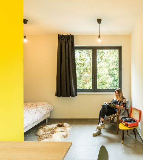 Ganda Upkot Upstudio